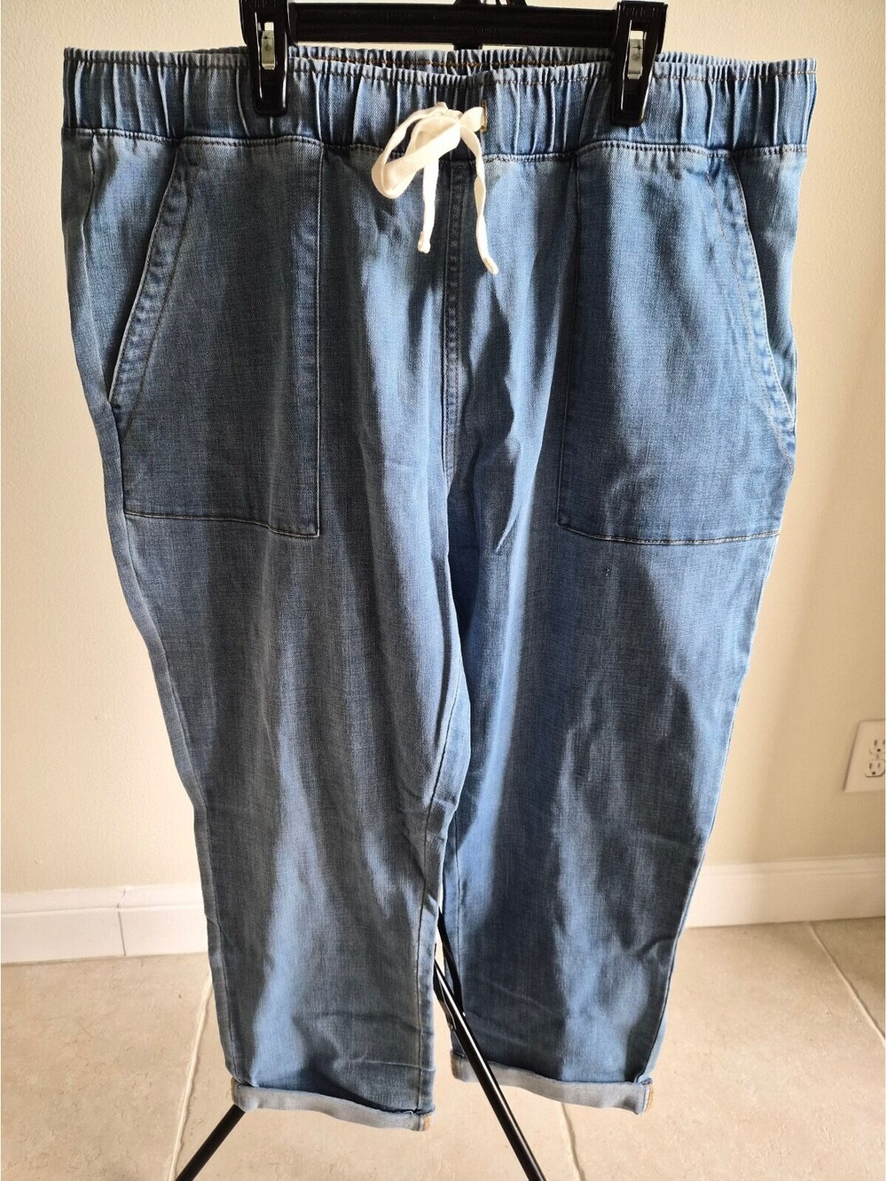 Buffalo David Bitton Women's Light Blue Cropped Denim Jogger Pants XL 0059